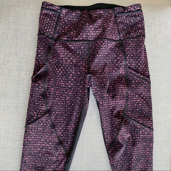 Lululemon athletic tights - Picture 4 of 5
